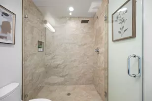 2056 Fairmont Dr, San Mateo, CA 94402 - Photo 28