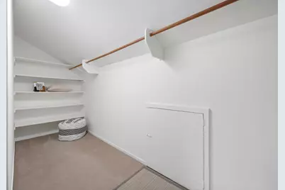 2056 Fairmont Dr, San Mateo, CA 94402 - Photo 38