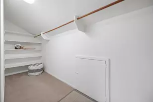 2056 Fairmont Dr, San Mateo, CA 94402 - Photo 38