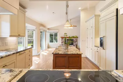 22241 Toro Hills Dr, Salinas, CA 93908 - Photo 10