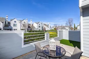 18 Binnacle Ln, Foster City, CA 94404 - Photo 28