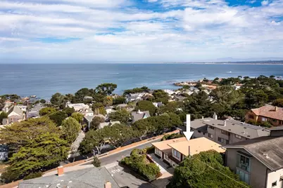 311 Lighthouse, Pacific Grove, CA 93950 - Photo 2