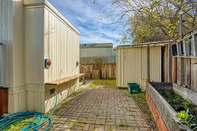 1190 7th Ave 9, Santa Cruz, CA 95062 - Photo 18