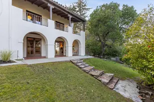 2323 Summit Dr, Hillsborough, CA 94010 - Photo 54