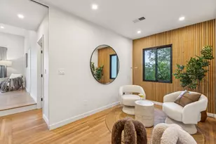 2323 Summit Dr, Hillsborough, CA 94010 - Photo 32