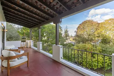 2323 Summit Dr, Hillsborough, CA 94010 - Photo 12