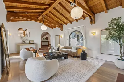 2323 Summit Dr, Hillsborough, CA 94010 - Photo 10