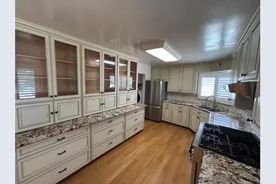 22 San Juan Dr, Salinas, CA 93901 - Photo 10