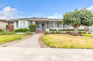 22 San Juan Dr, Salinas, CA 93901 - Photo 1