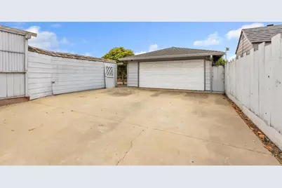 22 San Juan Dr, Salinas, CA 93901 - Photo 4