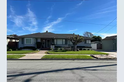 22 San Juan Dr, Salinas, CA 93901 - Photo 1