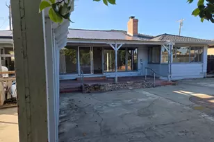 22 San Juan Dr, Salinas, CA 93901 - Photo 22