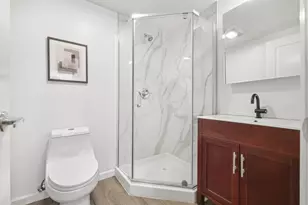 550 Holyoke St, San Francisco, CA 94134 - Photo 26