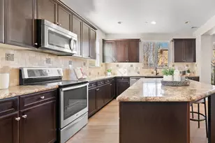 237 Bluebonnet Ln 101, Scotts Valley, CA 95066 - Photo 10