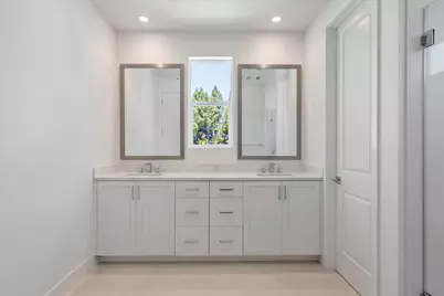 325 Isabelline Ct, San Ramon, CA 94583 - Photo 12