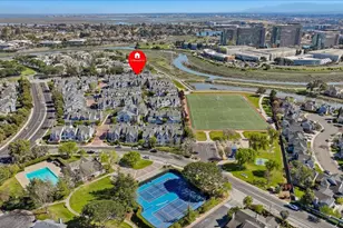 23 Binnacle Ln, Foster City, CA 94404 - Photo 4