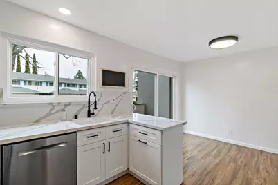 530 Leahy St, Redwood City, CA 94061 - Photo 18