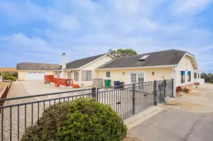9891 Equestrian Pl, Salinas, CA 93907 - Photo 22