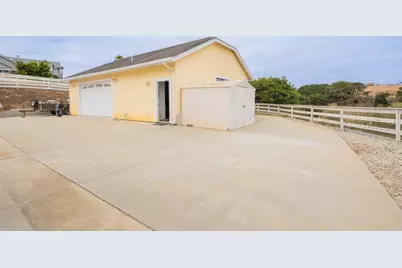 9891 Equestrian Pl, Salinas, CA 93907 - Photo 42