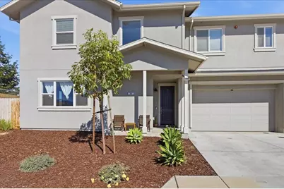 704 Gabilan Dr, Soledad, CA 93960 - Photo 1