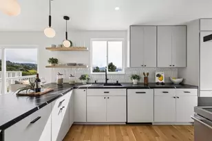 170 Beachview Ave, Pacifica, CA 94044 - Photo 4