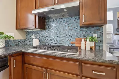 2071 Wendover Ln, San Jose, CA 95121 - Photo 16