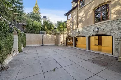 2 Somerset Ln, Atherton, CA 94027 - Photo 38