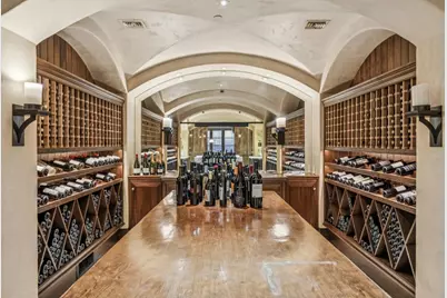 2 Somerset Ln, Atherton, CA 94027 - Photo 36