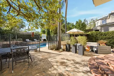 926 Rosewood Ave, San Carlos, CA 94070 - Photo 46