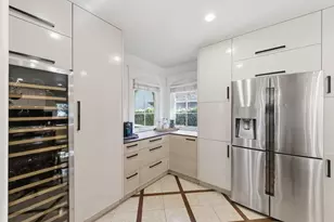 926 Rosewood Ave, San Carlos, CA 94070 - Photo 22