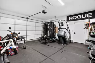 2001 Marigold St, Hollister, CA 95023 - Photo 18