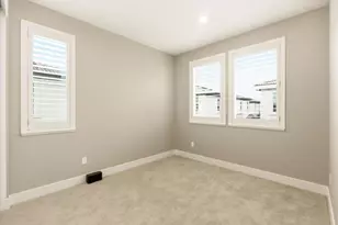 922 Loyola Ln, Morgan Hill, CA 95037 - Photo 22