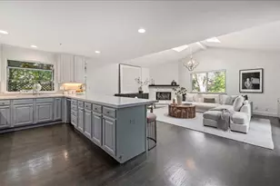 1354 Sherman Ave, Menlo Park, CA 94025 - Photo 10