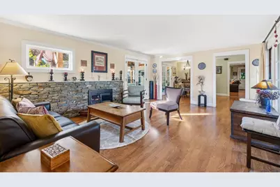 5424 Greenside Dr, San Jose, CA 95127 - Photo 16