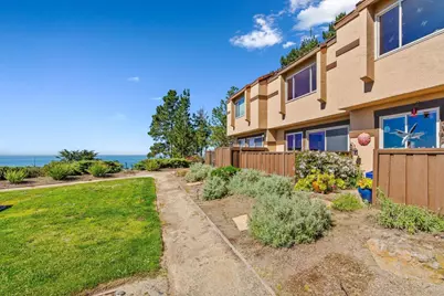 627 Hickey Blvd D, Pacifica, CA 94044 - Photo 2