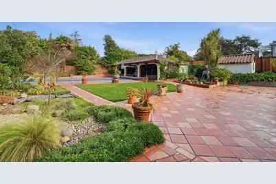 730 Hillsborough Blvd, Hillsborough, CA 94010 - Photo 54