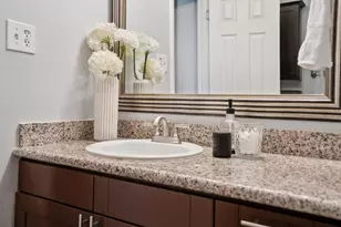 3033 Los Prados St 229, San Mateo, CA 94403 - Photo 22