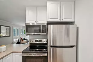 3033 Los Prados St 229, San Mateo, CA 94403 - Photo 8