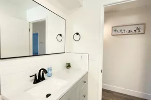 725 W Rialto Ave, Fresno, CA 93705 - Photo 16