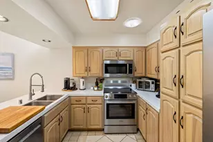 67 Montsalas Dr, Monterey, CA 93940 - Photo 8