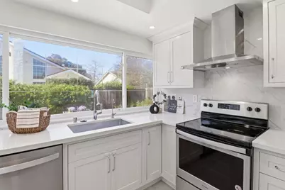 516 Cringle Dr, Redwood City, CA 94065 - Photo 22