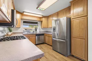 4584 Rotherhaven Way, San Jose, CA 95111 - Photo 10