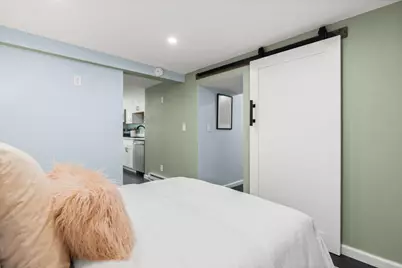 8124 Greenly Dr, Oakland, CA 94605 - Photo 32