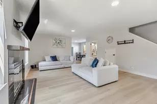 200 Gibson Dr 36, Hollister, CA 95023 - Photo 10