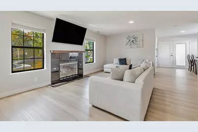 200 Gibson Dr 36, Hollister, CA 95023 - Photo 8