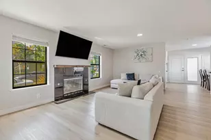 200 Gibson Dr 36, Hollister, CA 95023 - Photo 8