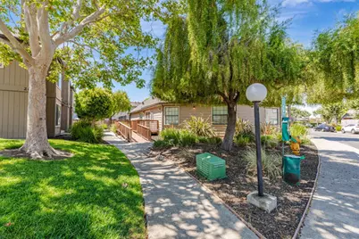 200 Gibson Dr 36, Hollister, CA 95023 - Photo 38