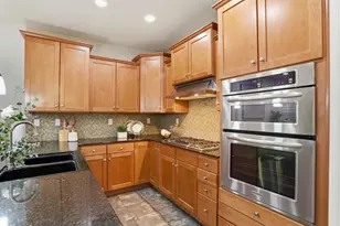 257 Rayos Del Sol Dr, San Jose, CA 95116 - Photo 12