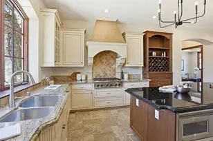 2540 Marsha Way, San Jose, CA 95125 - Photo 8