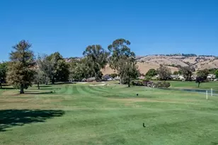 5518 Cribari Cir, San Jose, CA 95135 - Photo 24